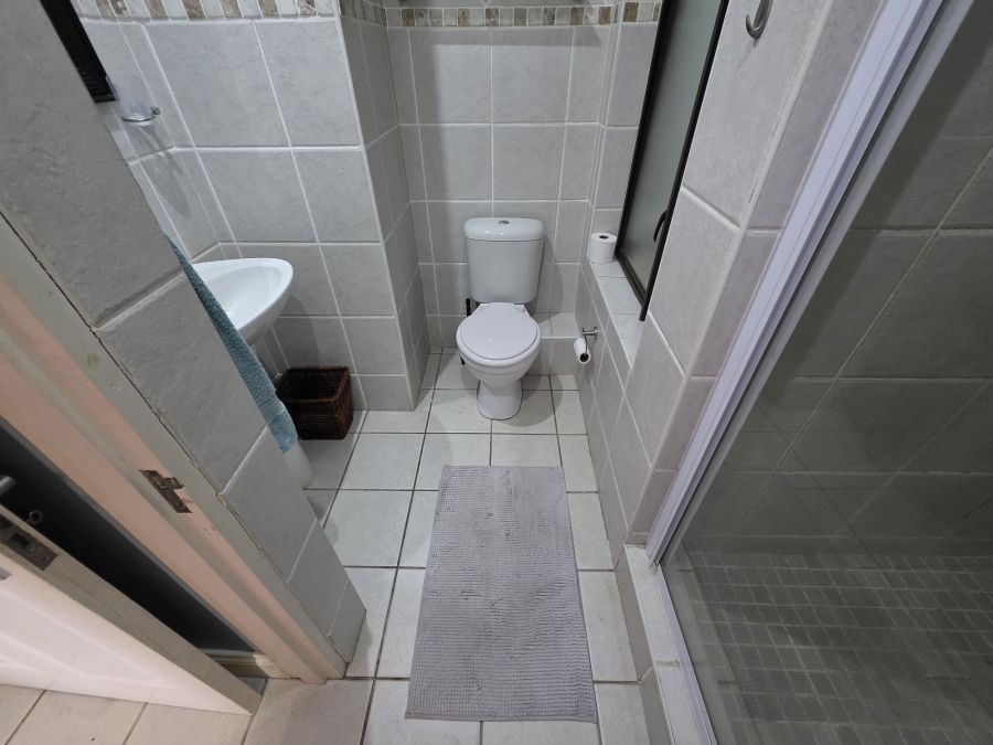 2 Bedroom Property for Sale in Ferreira Town Eastern Cape